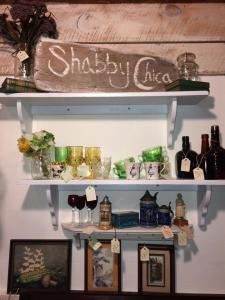 Shabby Chica Antiques